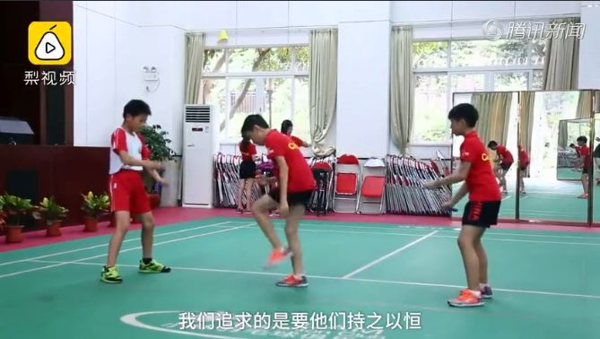 中国小学生的十首最火的战歌,小学生暴风式脚速