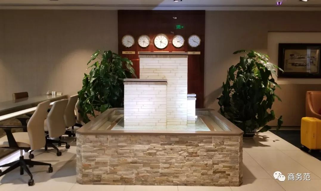 阿联酋航空豪华经济舱体验,阿联酋航空奢华