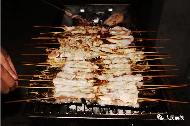 面朝大海烧烤,面朝大海人生就像一场旅行