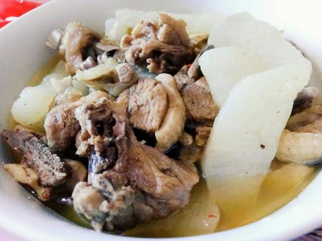 老鸭汤怎么做适合孩子吃养胃,老鸭汤怎么煲才能补气血养胃