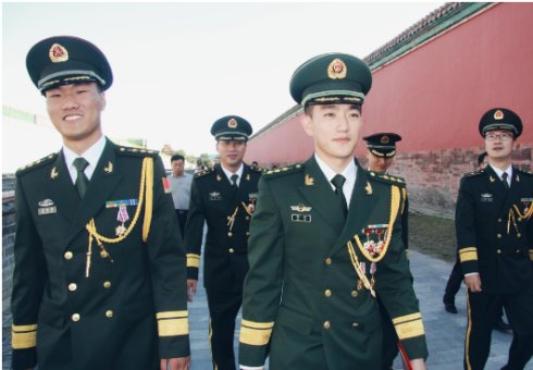 嫁给爱情的张馨予有多幸福,张馨予历经挫折终获幸福