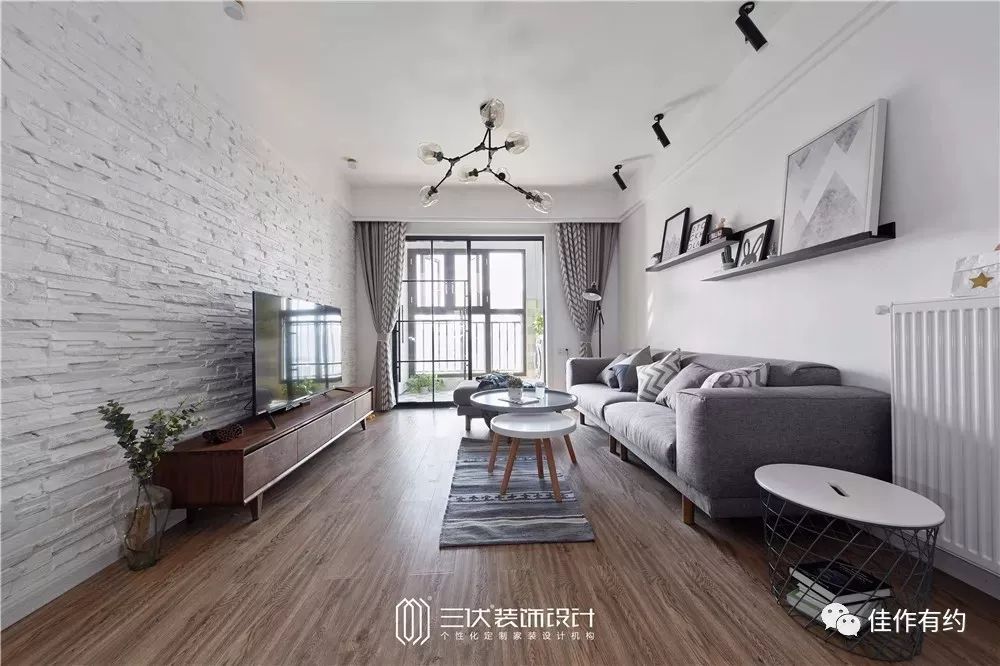 卧室蜂窝大板吊顶简约时尚,简约吊顶不藏灰