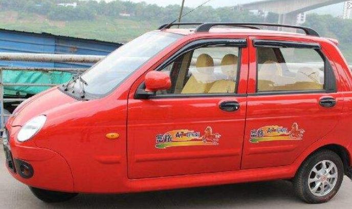 老年代步车案件,老年代步车违法行为