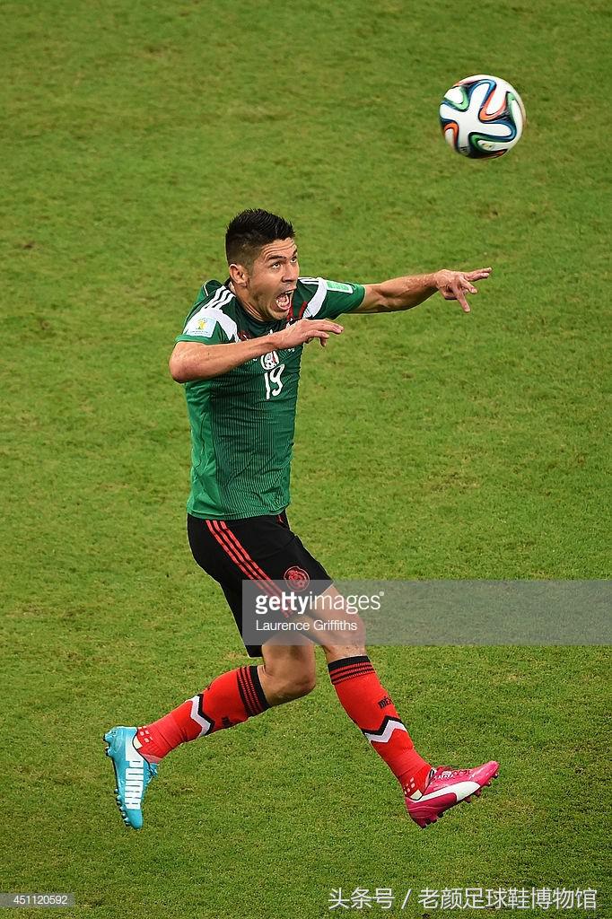 世界杯鸳鸯足球鞋,世界杯彪马鸳鸯足球鞋绿橙