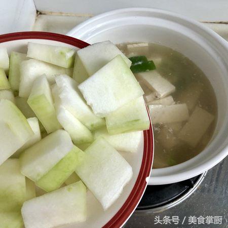 女生来大姨妈饭怎么吃,女生来大姨妈吃什么开胃