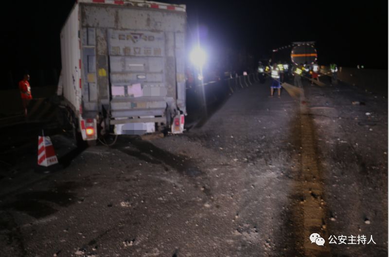 广深沿江高速两货车相撞,大广高速大货车追尾事件死伤情况