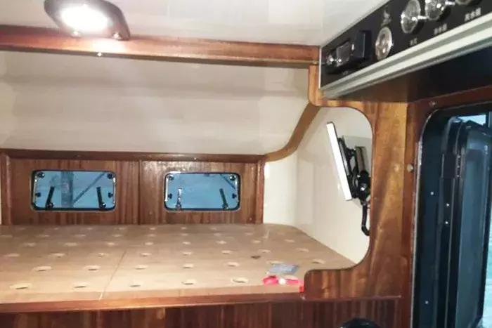 北汽212四驱升顶房车,北汽212越野拖挂房车