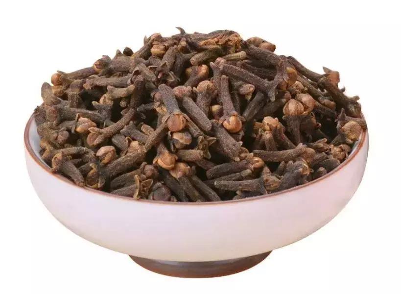 香叶能去除香辛料异味吗,哪些香料能激发食材的原有香味