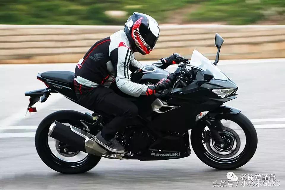 kawasakininja400多少钱,川崎2022款kawasakininja400视频