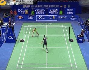 正面击打高远球动作要领简介,击高远球的手法及名称