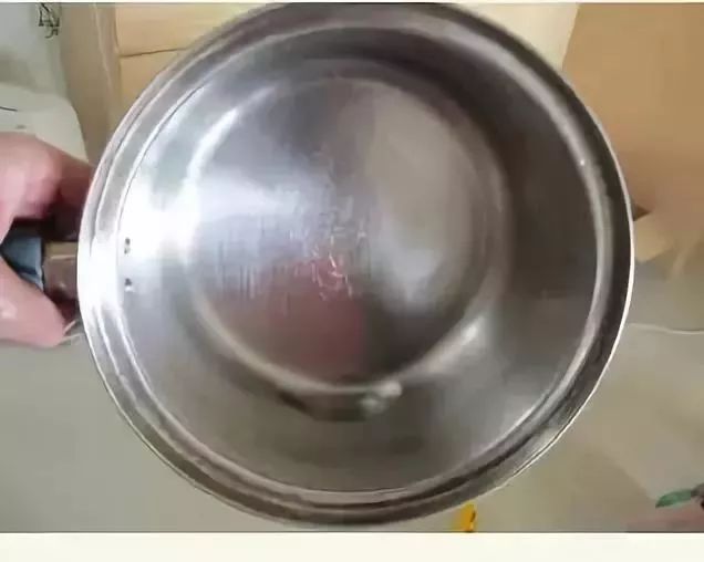 不锈钢锅不粘锅清洗方法,铝锅老式家用加厚锅怎么清洗
