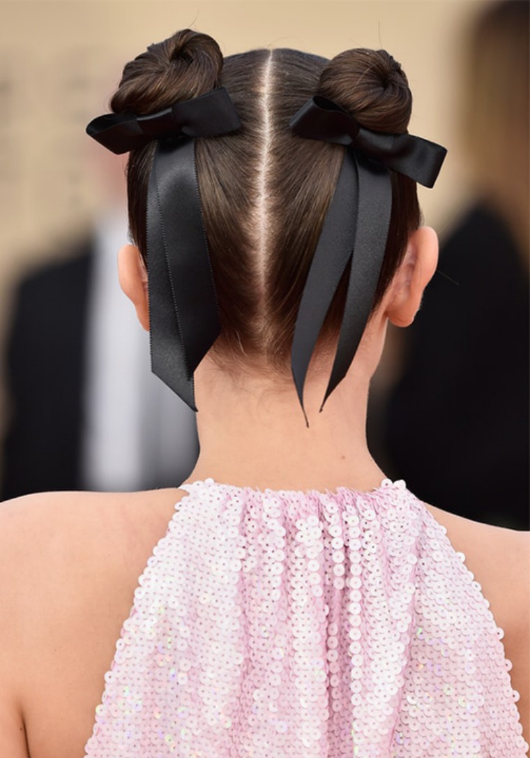 赵薇中餐厅编发视频,赵薇中餐厅编发