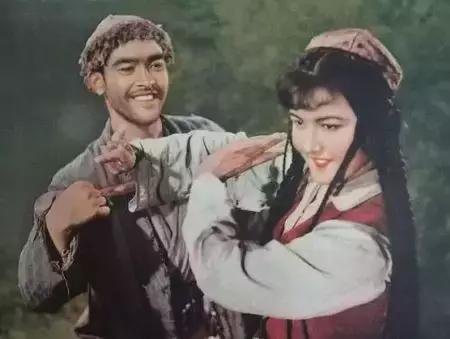 说到绝美我总想到她的处女作（转自毒sir公众号）