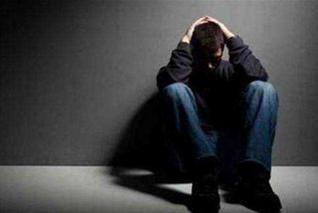 抑郁症焦虑疑心病,焦虑症会导致疑心病吗