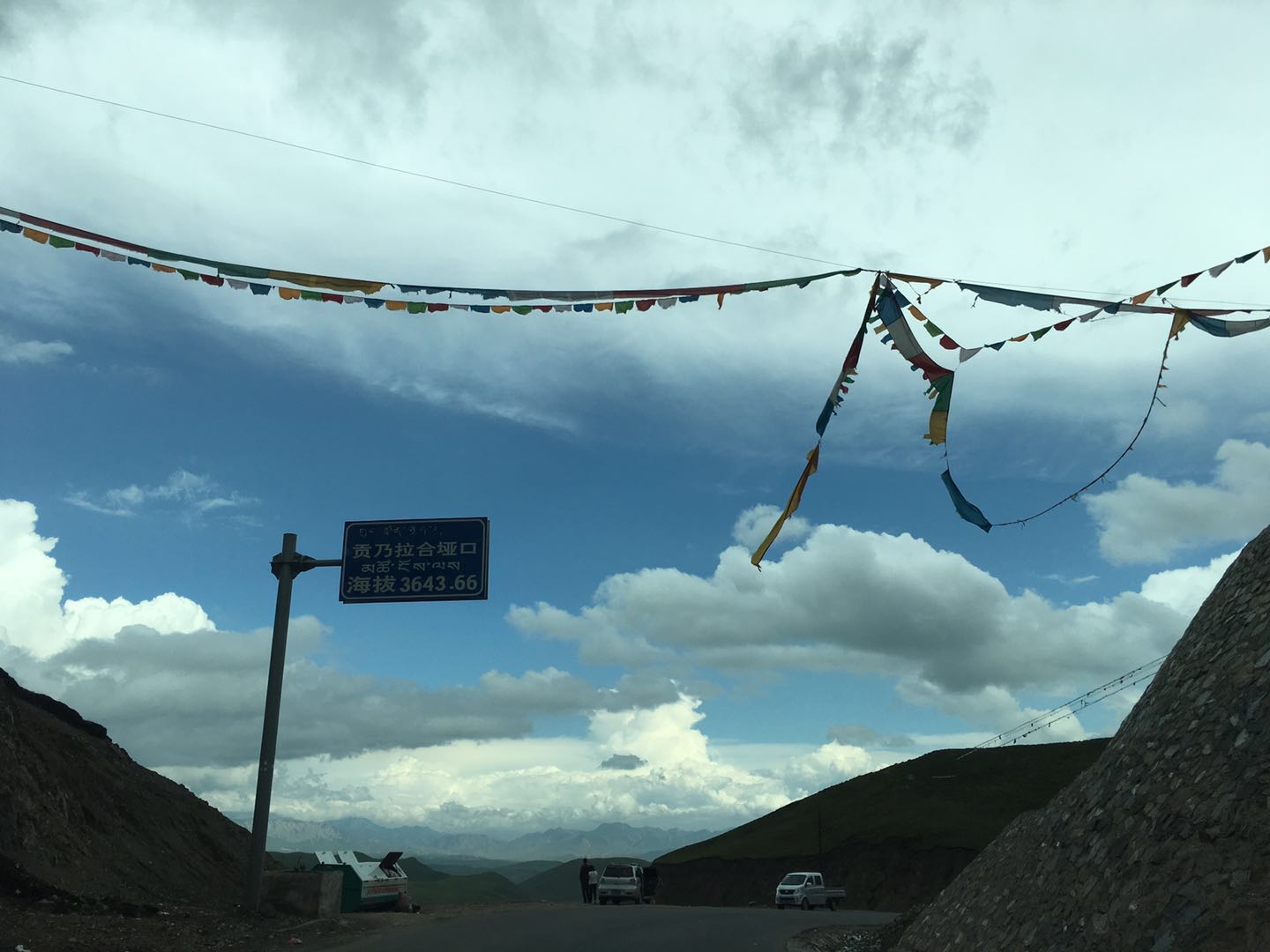 80岁老夫妻自驾游世界各地,湖南80后夫妻自驾环游全国