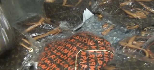 代购了个lv包包,lv专柜售假事件披露大批顾客验货