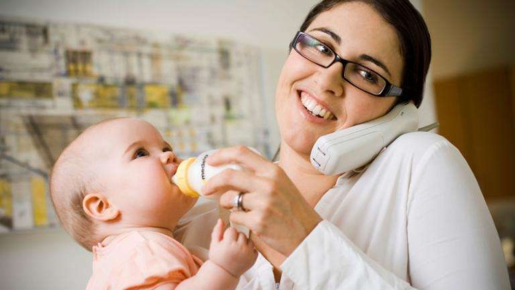 小孩偷吃鼻屎是怎么回事,宝宝把鼻屎吃下去了要紧吗