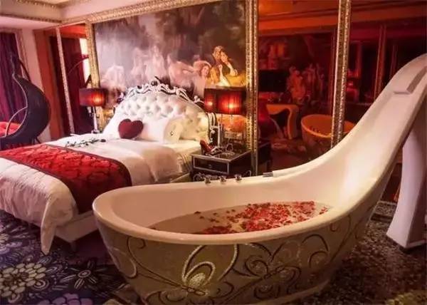 娣卞湷涓冨閫傚悎鎯呬荆鍘荤殑閰掑簵,娣卞湷娴极涓冨閰掑簵