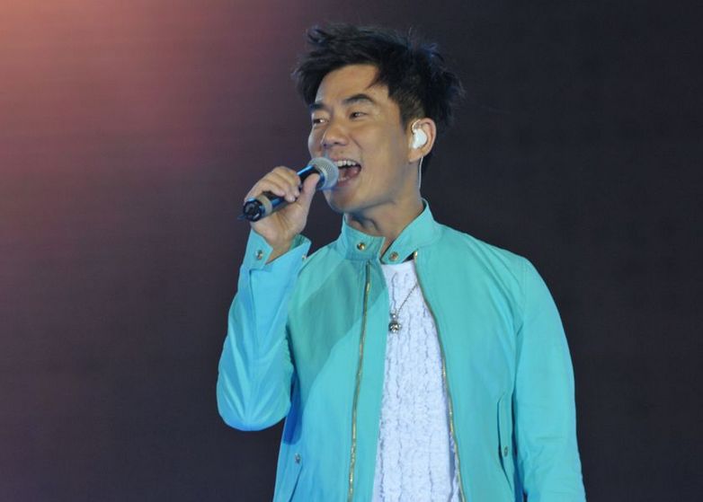 任贤齐五大传唱歌曲,任贤齐2005年央视春晚完整版