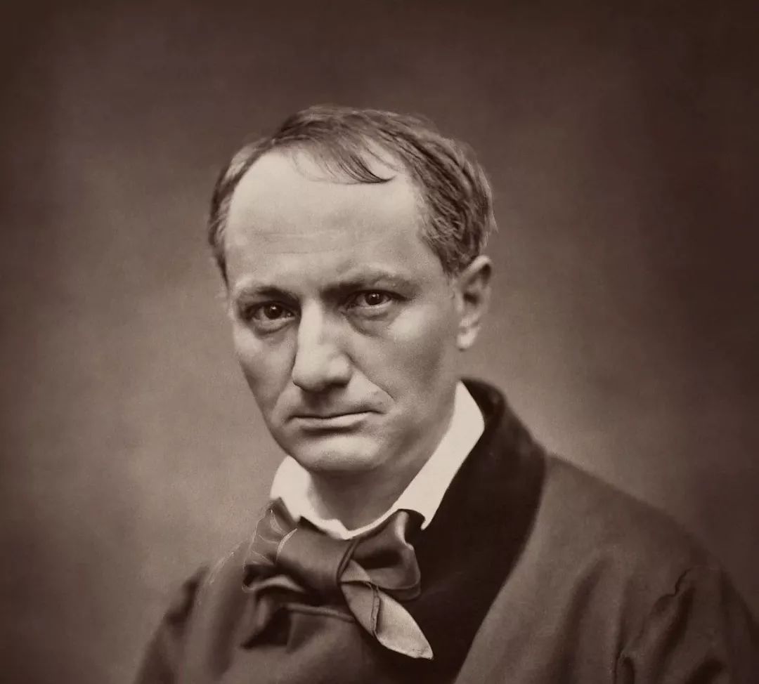 死去的风流作家们,应该是什么味道的香水?