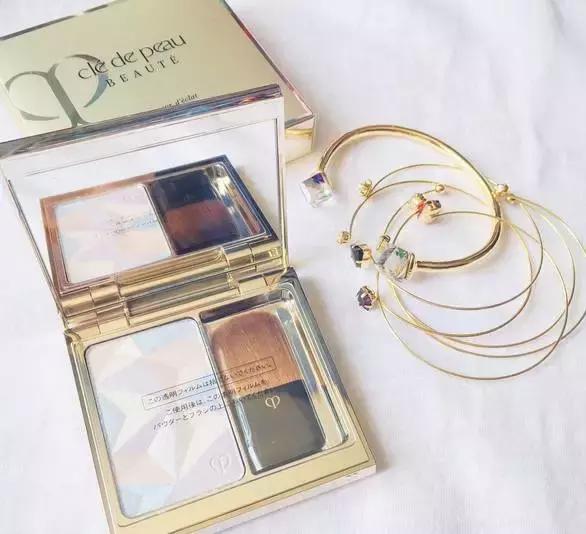 千万不要买网红上的东西,网红推荐的东西千万别买