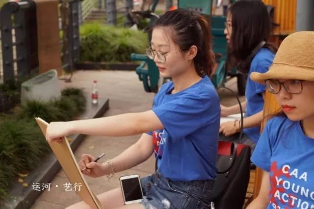 中国美院师生眼中的「文化下城」是怎样的？他们用画笔绘出了改革开放40周年的成果