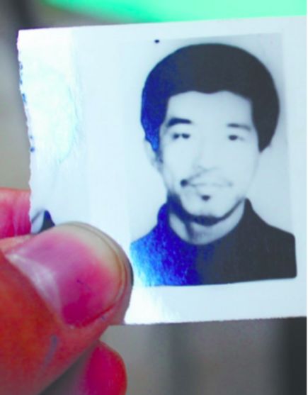 为了让“全能神”原谅自己，她用斧头砸向了8岁儿子的头