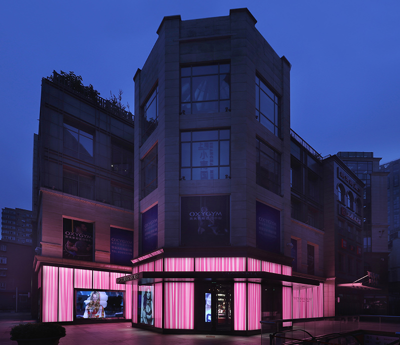 北京第二家维密全品类店在世贸天阶开幕、科勒袖出传奇巨星之夜