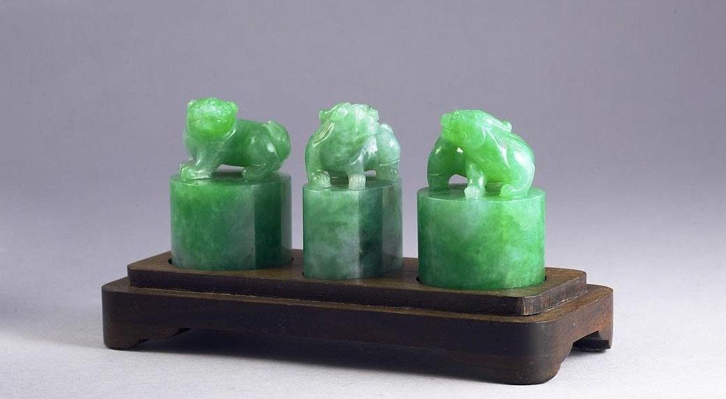 翠玉是真正的玉石么,翠玉多珠宝是真的吗