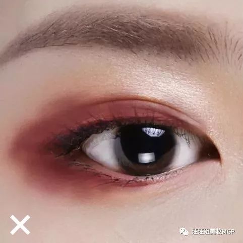 ysl100眼影飞粉,不掉色不飞粉的眼影