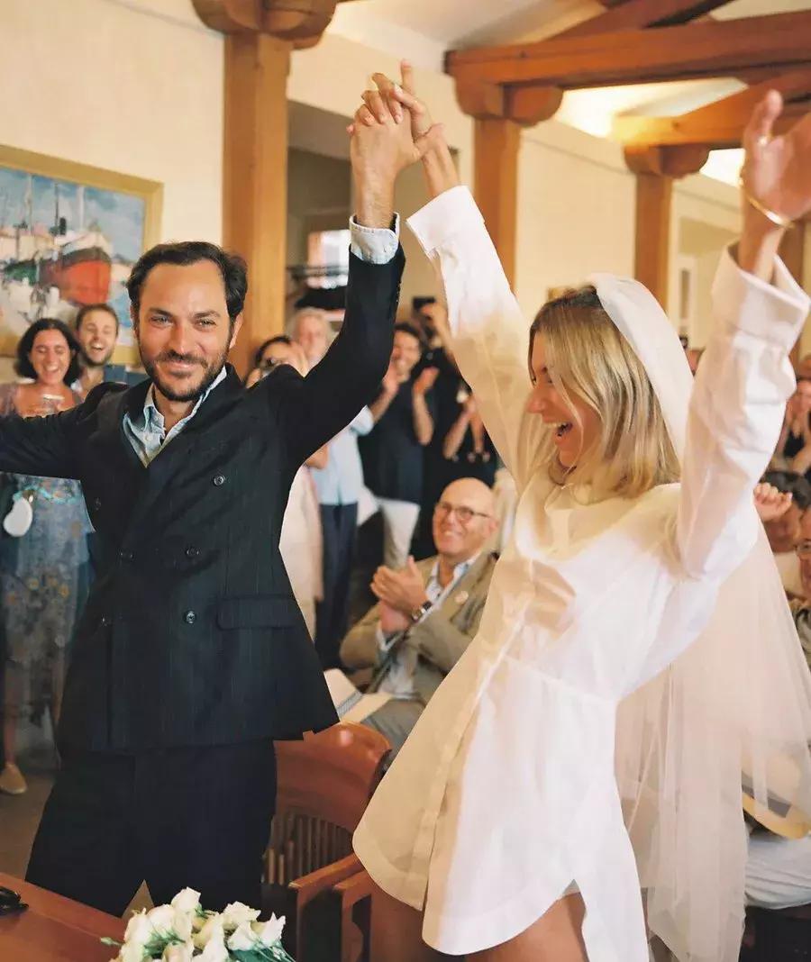 这姑娘做了全世界女人的公主梦，却没有嫁给王子！