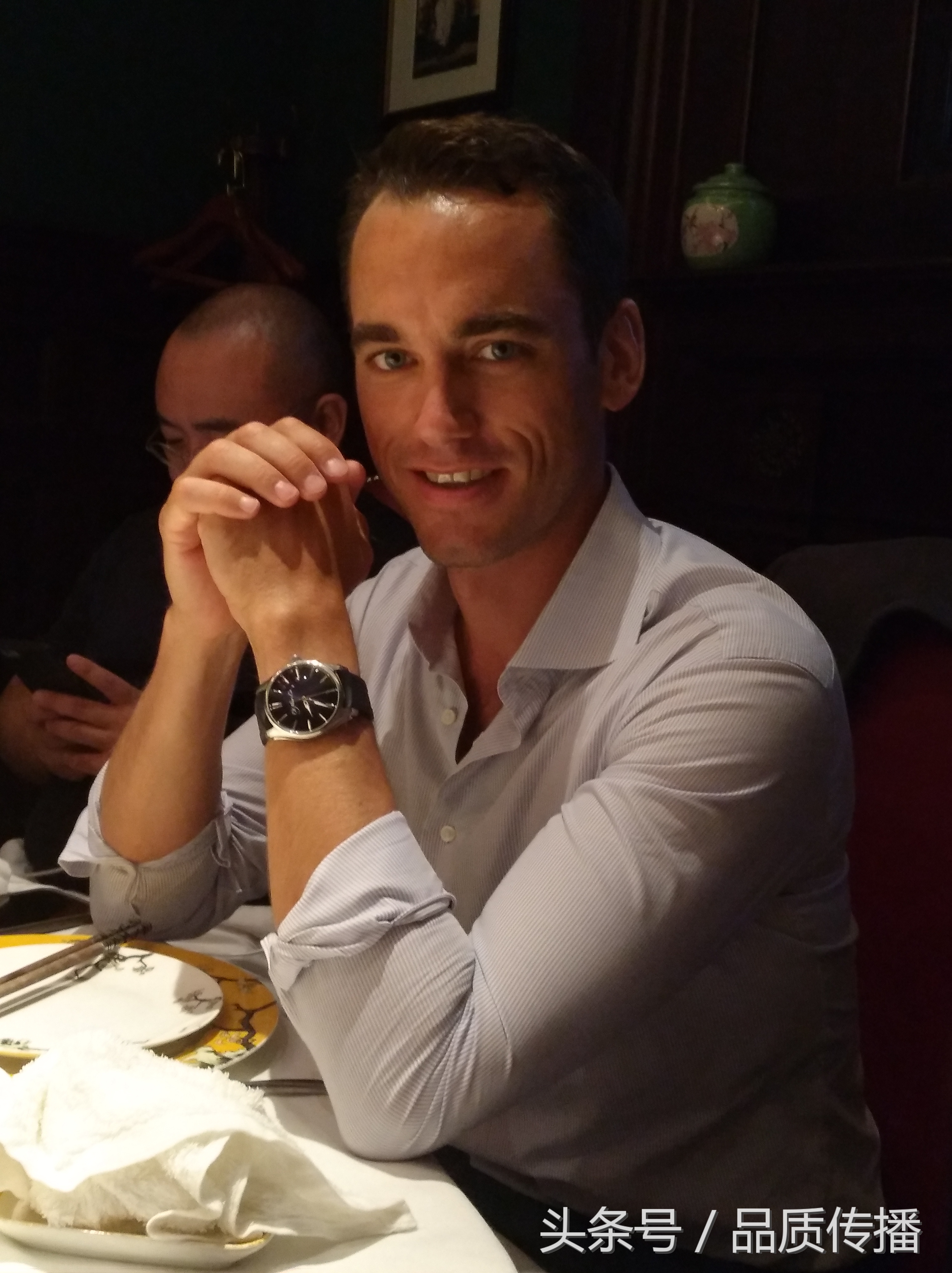 亨利慕时方形手表,亨利慕时不像机械表的表