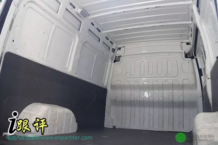 2023款上汽大通ev80实际续航,上汽大通ev80几座