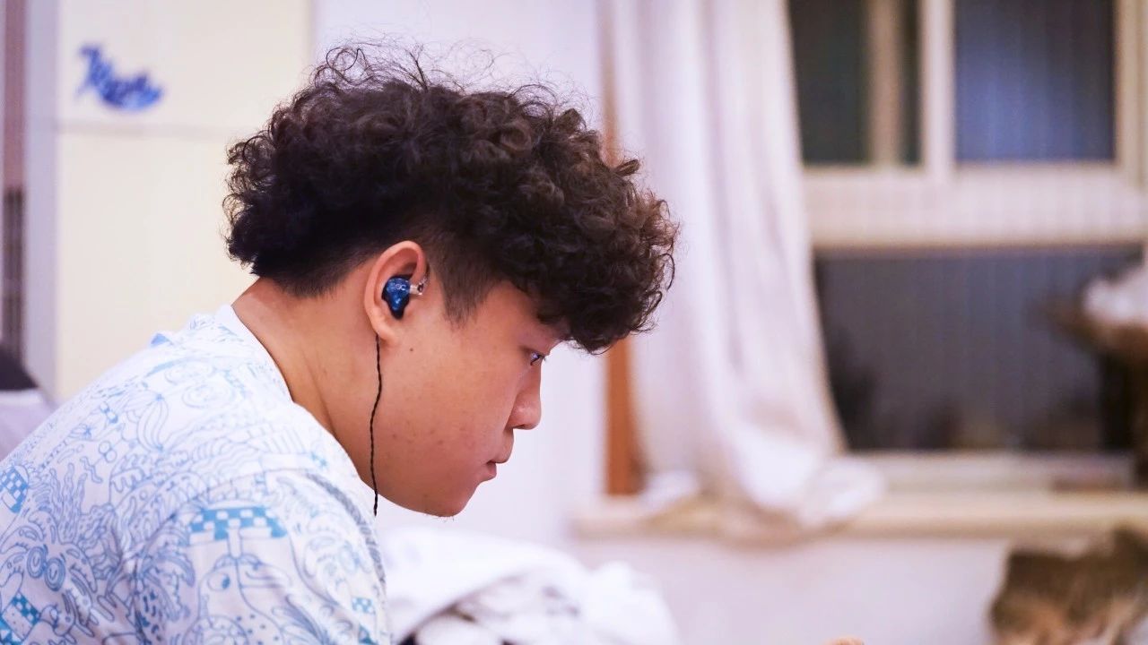 hifi耳机用来打游戏怎么样,hifi游戏耳机适合玩吃鸡吗