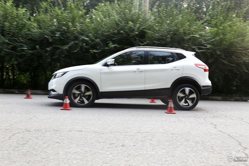 跑了10万公里的奇骏能买吗,跑了10万公里的逍客怎么样