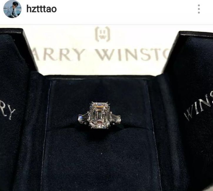 黄子韬送自己的百万钻戒,黄子韬戒指视频