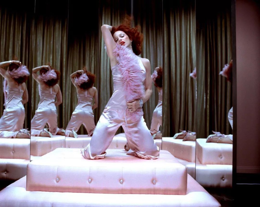 最好看的芭莎封面,芭莎最好看的封面图片