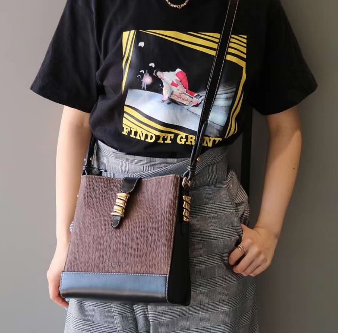 东京大阪中古店对比,日本大阪中古店香奈儿22mini