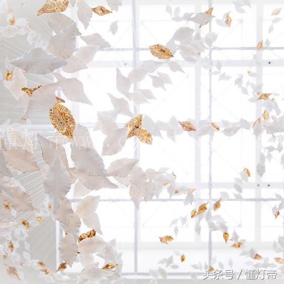 夜间led灯亮度高对眼睛有影响吗,灯泡亮度太亮对眼睛好吗