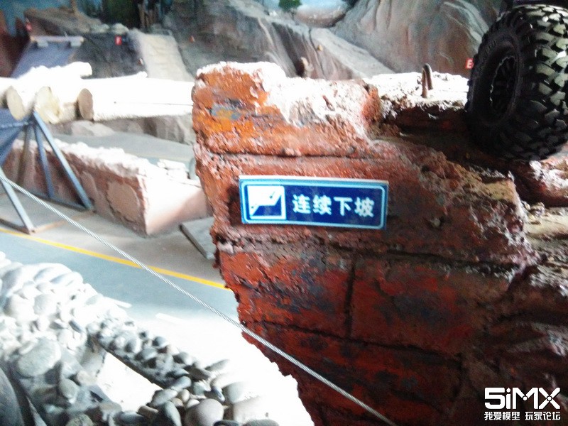 traxxastrx-4战术版迷彩,traxxastrx-4烈马开箱