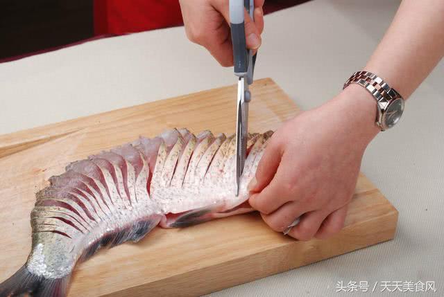 切鱼生的手法怎么切比较快,鱼切法教程