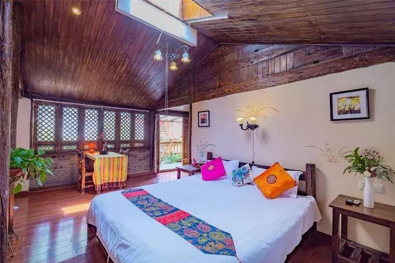 从马来西亚全职太太到丽江单身生活，她生命中的这些感动我