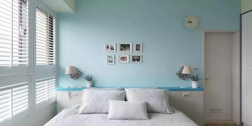 卧室太小床放不下怎么办,卧室太小放不下床头柜怎么设计