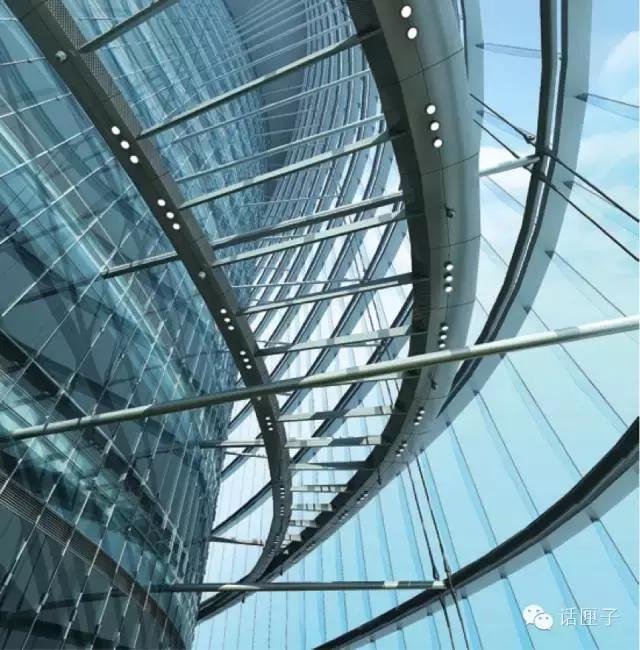 上海中心大厦127层怎么有632米,上海中心大厦632米127层内部