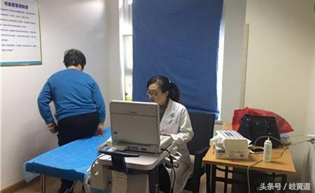 54岁绝经一年半又来例假,56岁绝经2年又来月经怎么回事