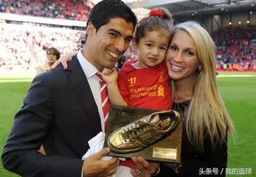 看哭足球狗：似曾相识的故事，与众不同的爱情