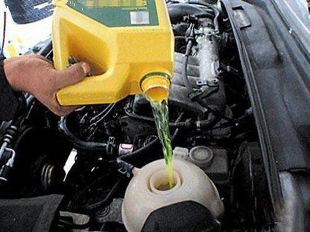 汽车水箱清洗不拆,汽车水箱不清理会如何