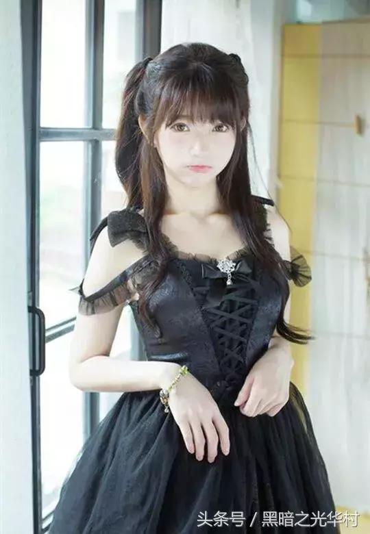 小姐姐，天冷的时候穿厚点