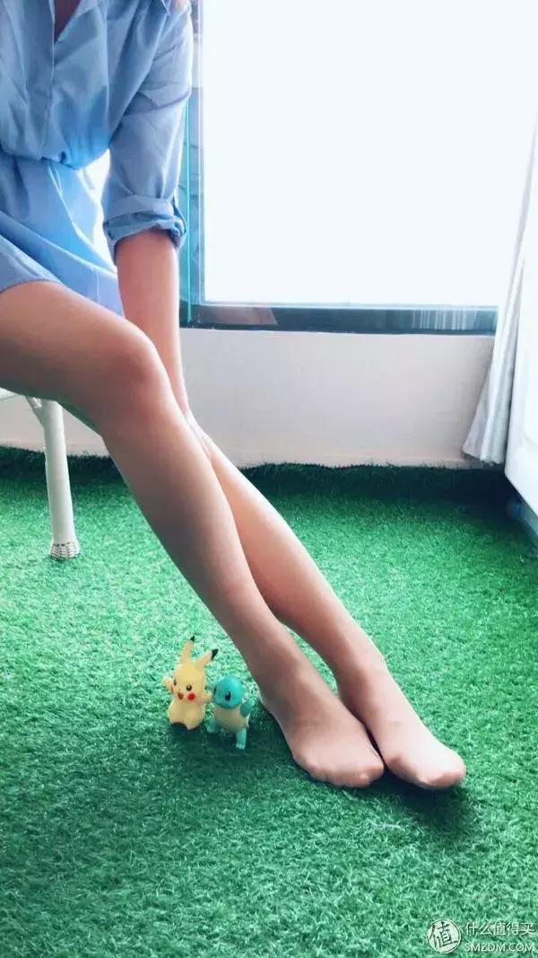 这是一篇正经的推荐:试穿*袜丝**我们是认真的