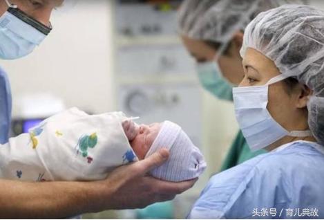 剖腹产30天伤口轻微裂开,剖腹产医生怒骂老公